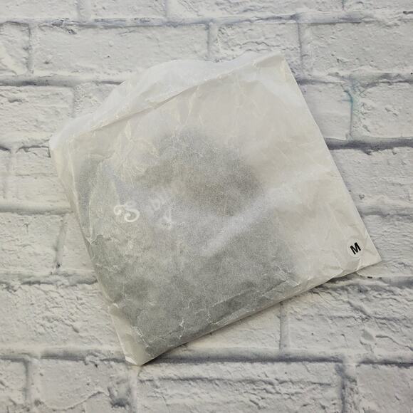 Vitamin A Leah Grey One-Piece Sustainability Is Sexy Swimsuit size Medium (8) - Picture 13 of 14